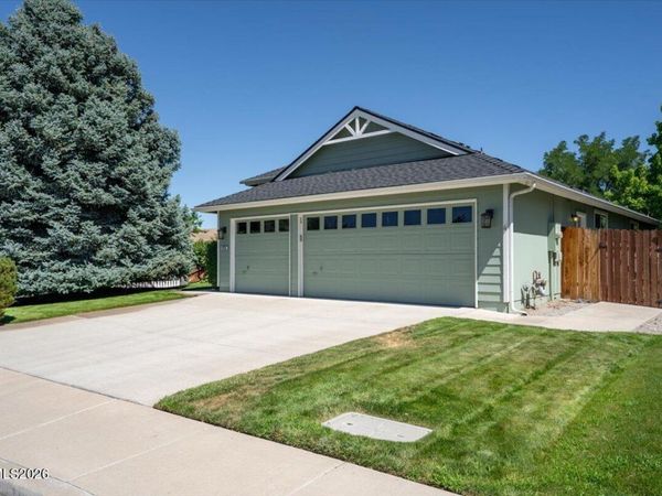 935 Tropico Court, Sparks, NV 89436