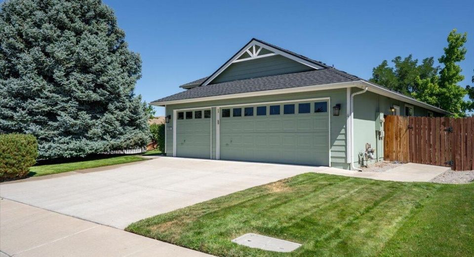 935 Tropico Court, Sparks, NV 89436 Photo