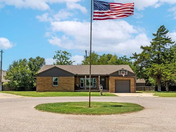 812 Allison Place, El Reno, OK 73036
