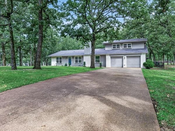 127 Pinnacle Club Drive, Mabank, TX 75156
