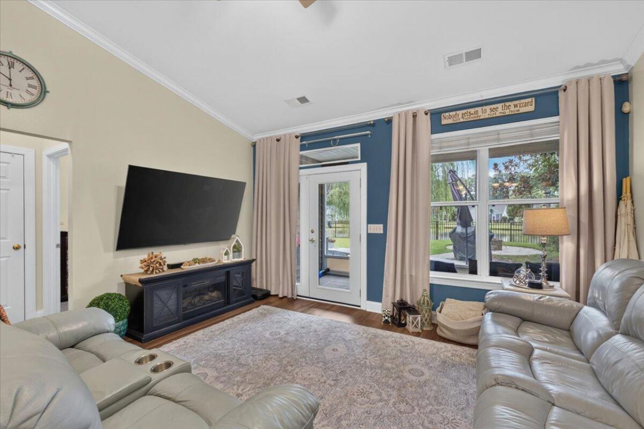 4968 Franconia Drive Photo 10