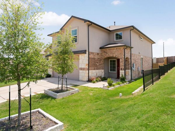 300 Brooklyn DR, Georgetown, TX 78626