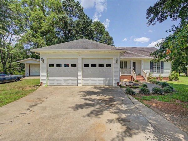 92 EVANS Cir, Jasper, AL 35501