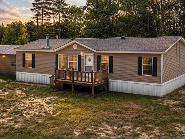 22016 Norma Jean Ln, Holden, LA 70744
