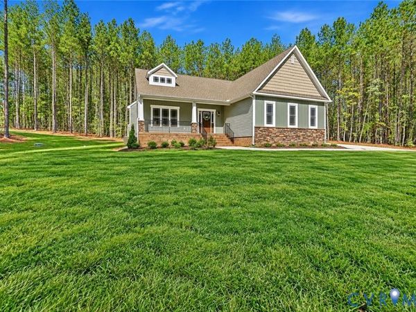 2219 Walnut Tree Boulevard, Powhatan, VA 23139