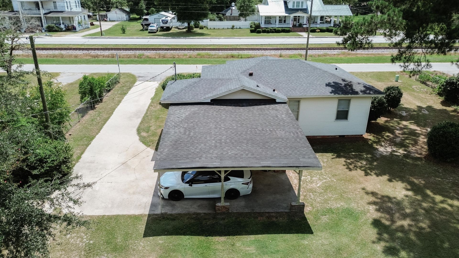 476 N Railroad Avenue Photo 21