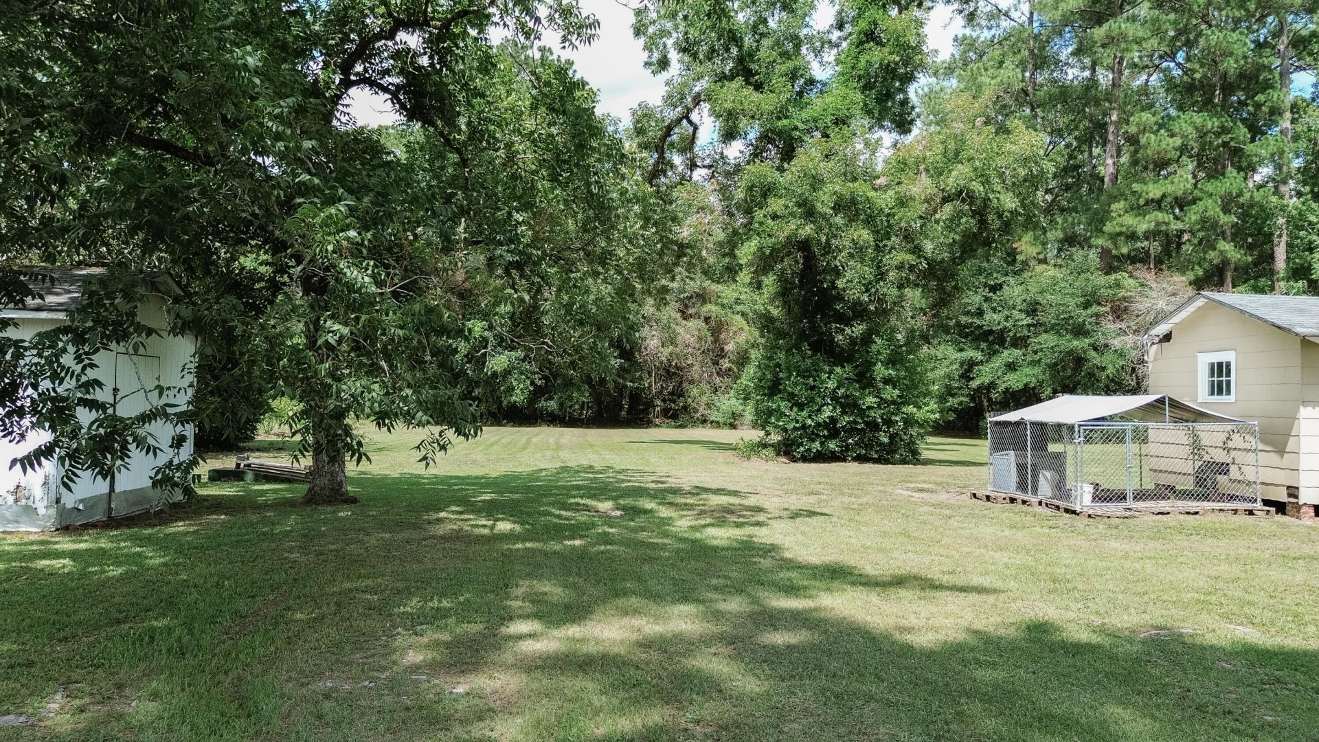 476 N Railroad Avenue Photo 24