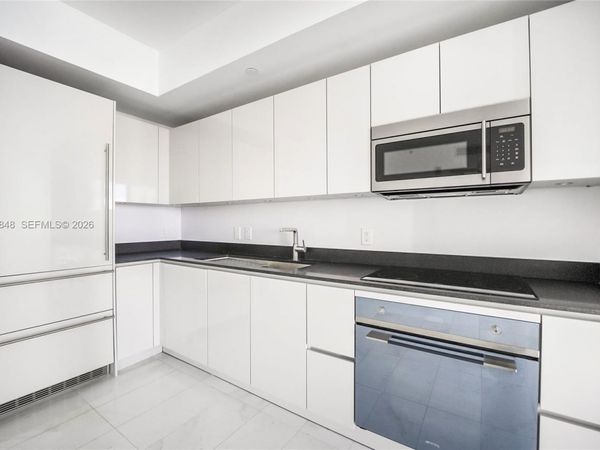 1010 Brickell Ave, Unit 2708, Miami, FL 33131