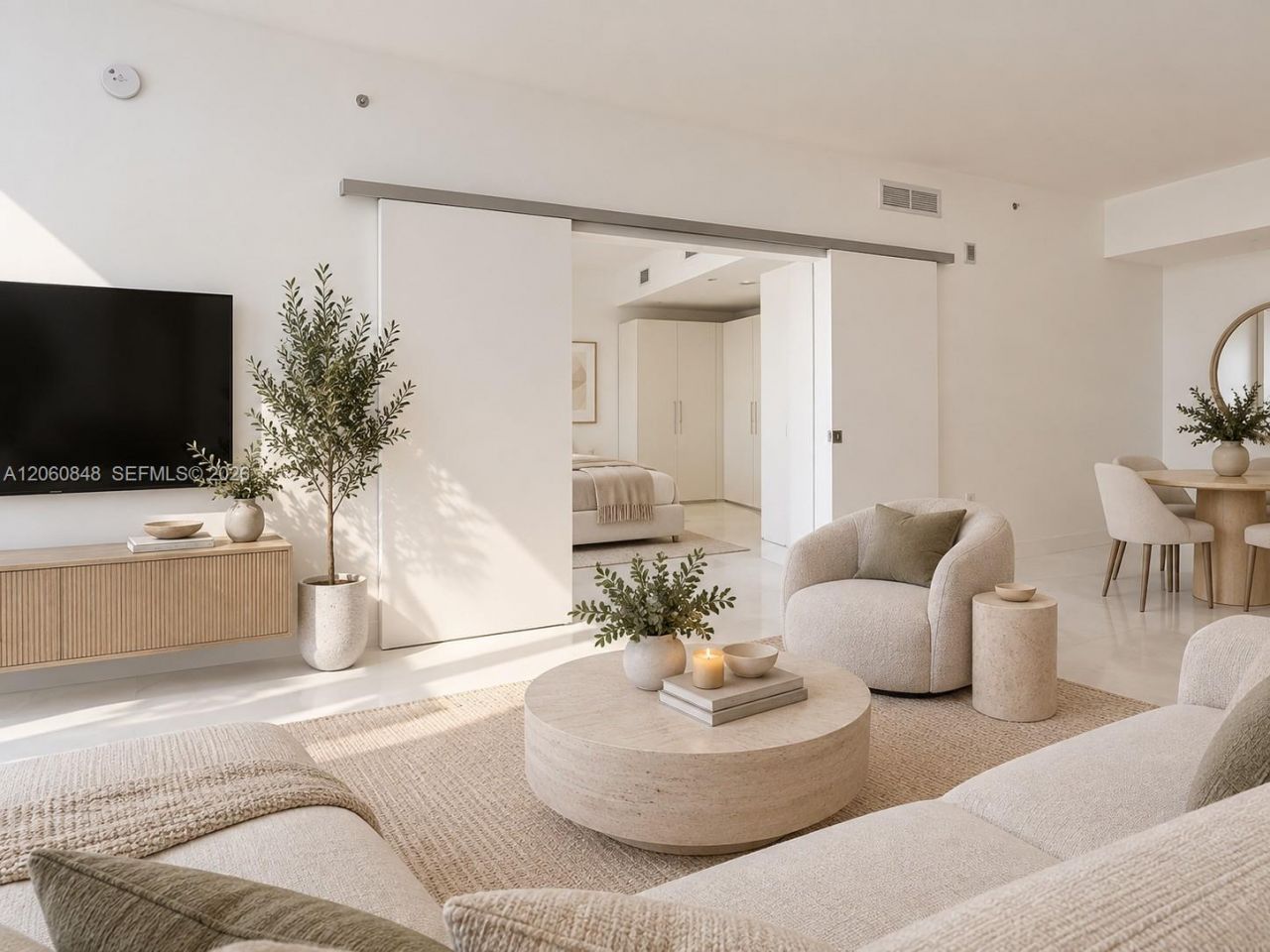 1010 Brickell Ave, Unit 2708, Miami, FL 33131 Photo