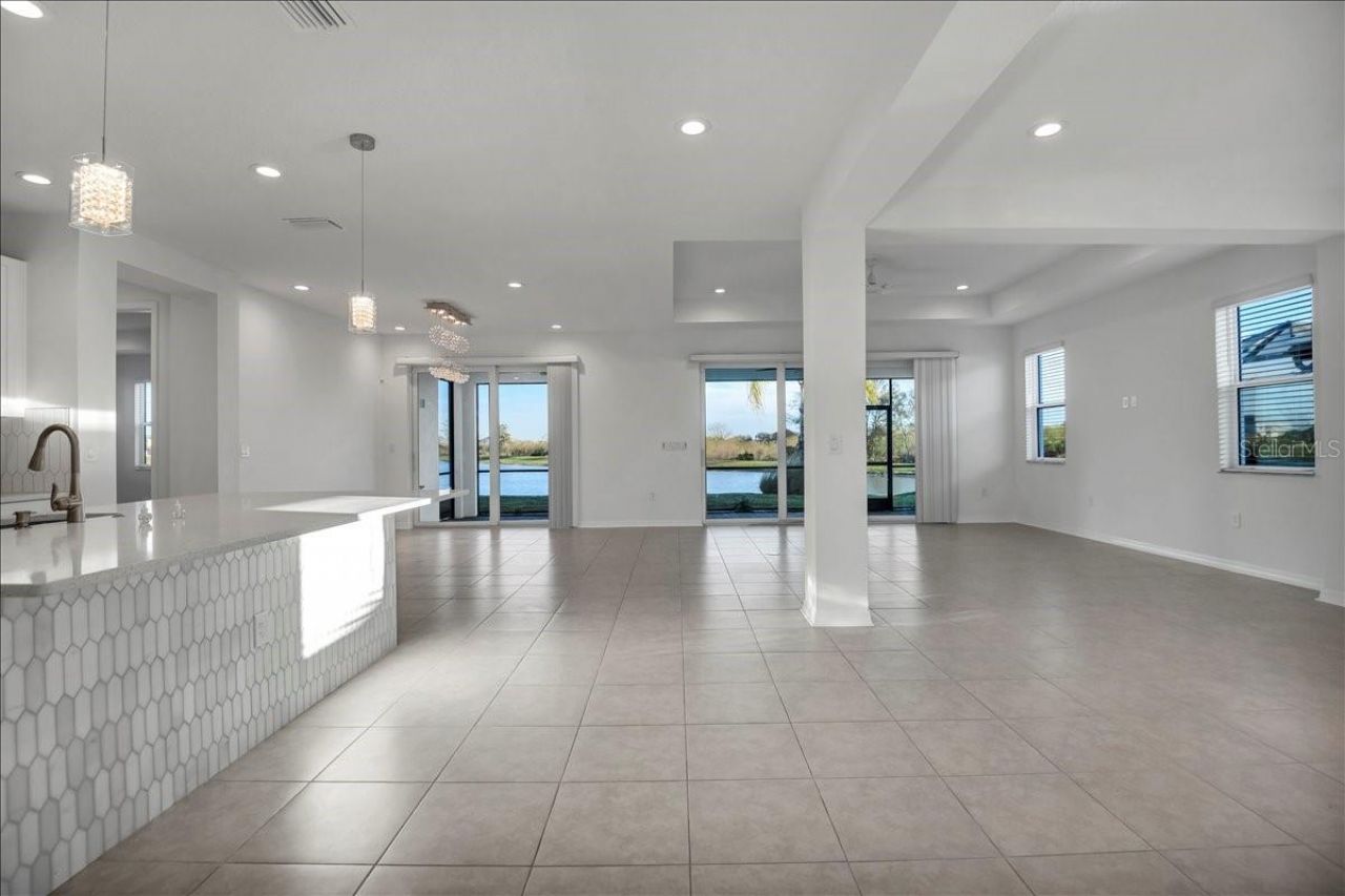 17703 Savory Mist Circle, Lakewood Ranch, FL 34211 Photo