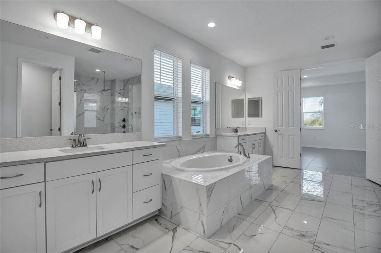 17703 Savory Mist Circle, Lakewood Ranch, FL 34211 Photo