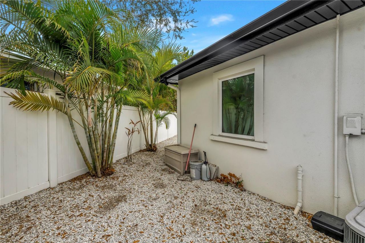 2200 49th Street N, Saint Petersburg, FL 33710 Photo