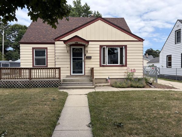 3634 S 24TH St, Milwaukee, WI 53221