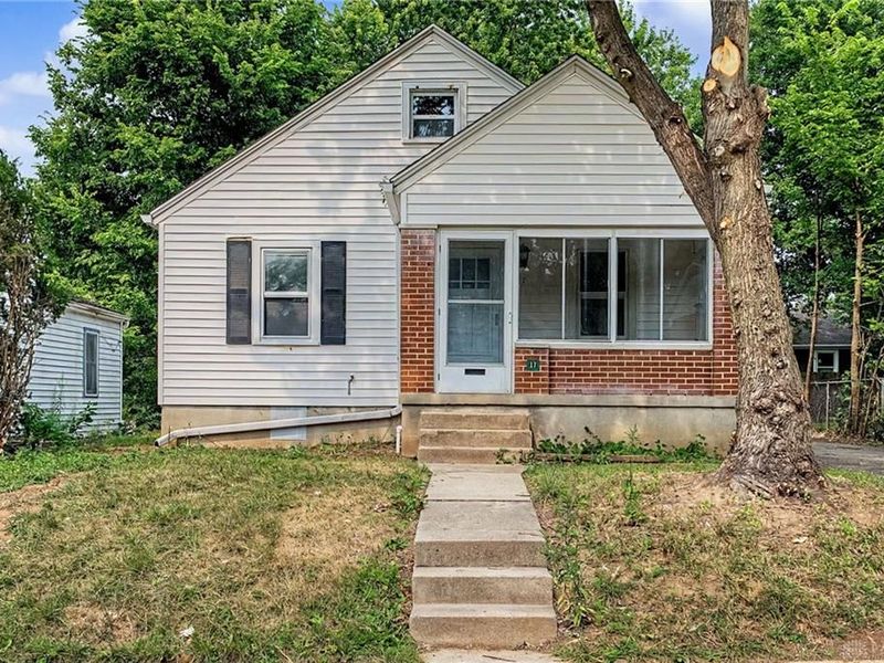 17 Coffman Avenue, Trotwood, OH 45426 Photo 2