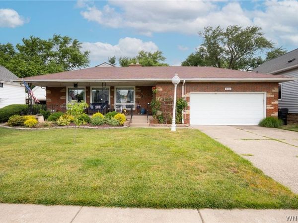822 Brighton Road , Tonawanda, NY 14150