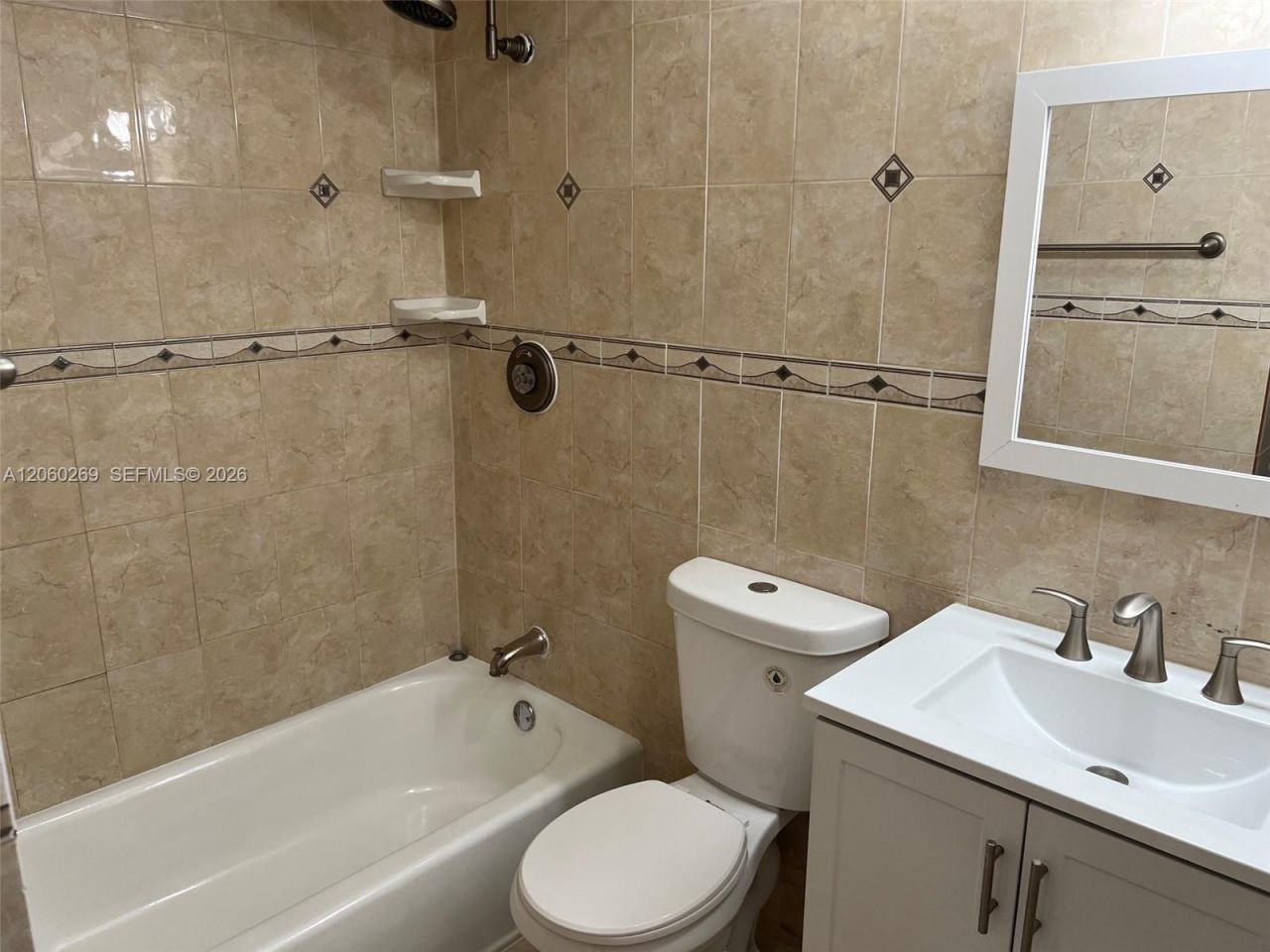 1820 W 72nd Pl, Hialeah, FL 33014 Photo