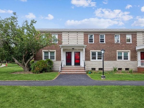 48 Newman Rd, Unit 48, Malden, MA 02148