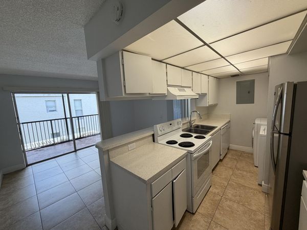 4419 TREEHOUSE Lane, Unit C, Tamarac, FL 33319