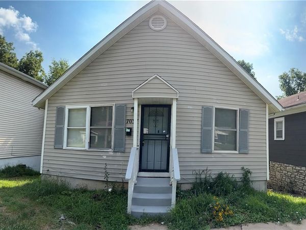 7037 INDIANA Avenue, Kansas City, MO 64132
