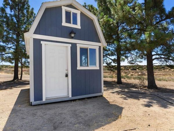 28391 Skyway Dr, Ranchita, CA 92066