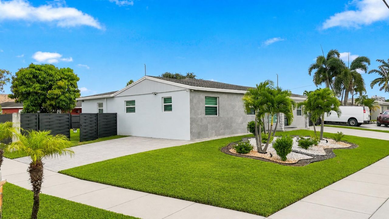 2331 SW 50th Terrace, Fort Lauderdale, FL 33317 Photo