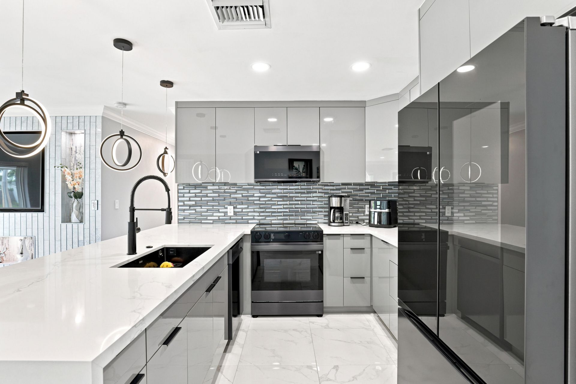 2331 SW 50th Terrace, Fort Lauderdale, FL 33317 Photo