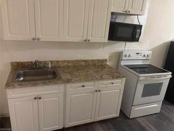 923 Sunrise BLVD, LEHIGH ACRES, FL 33974