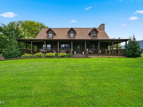 1916 Tate Springs Road, Big Stone Gap, VA 24219