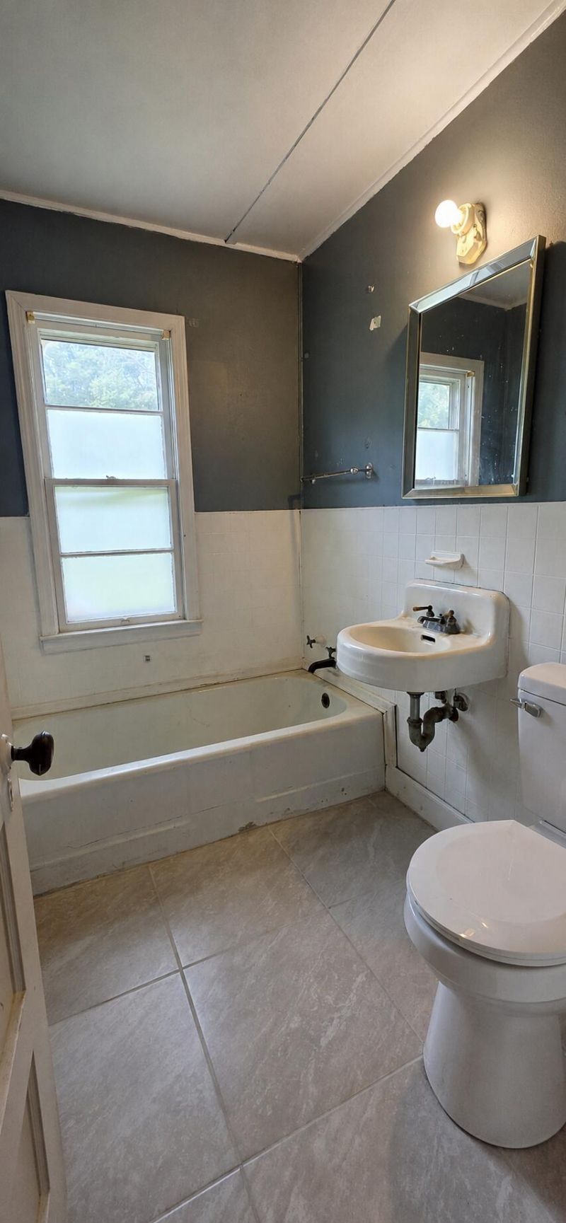 306 E Hampton Street Photo 12