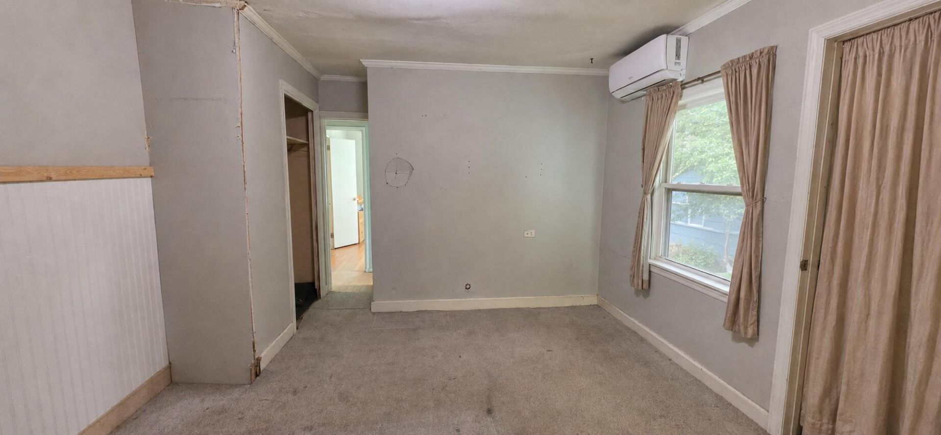 306 E Hampton Street Photo 14
