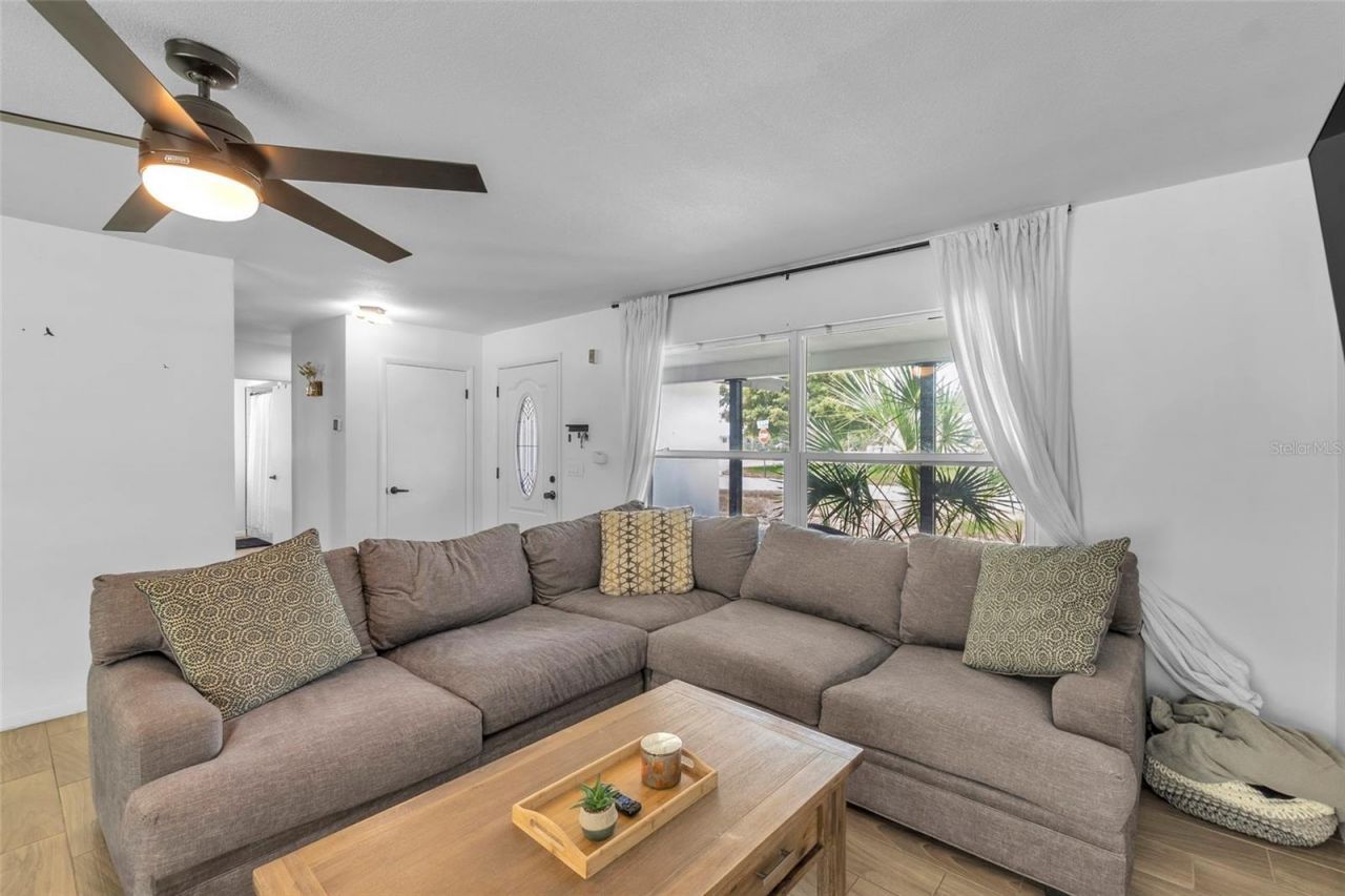 7221 15th Avenue Drive W, Bradenton, FL 34209 Photo