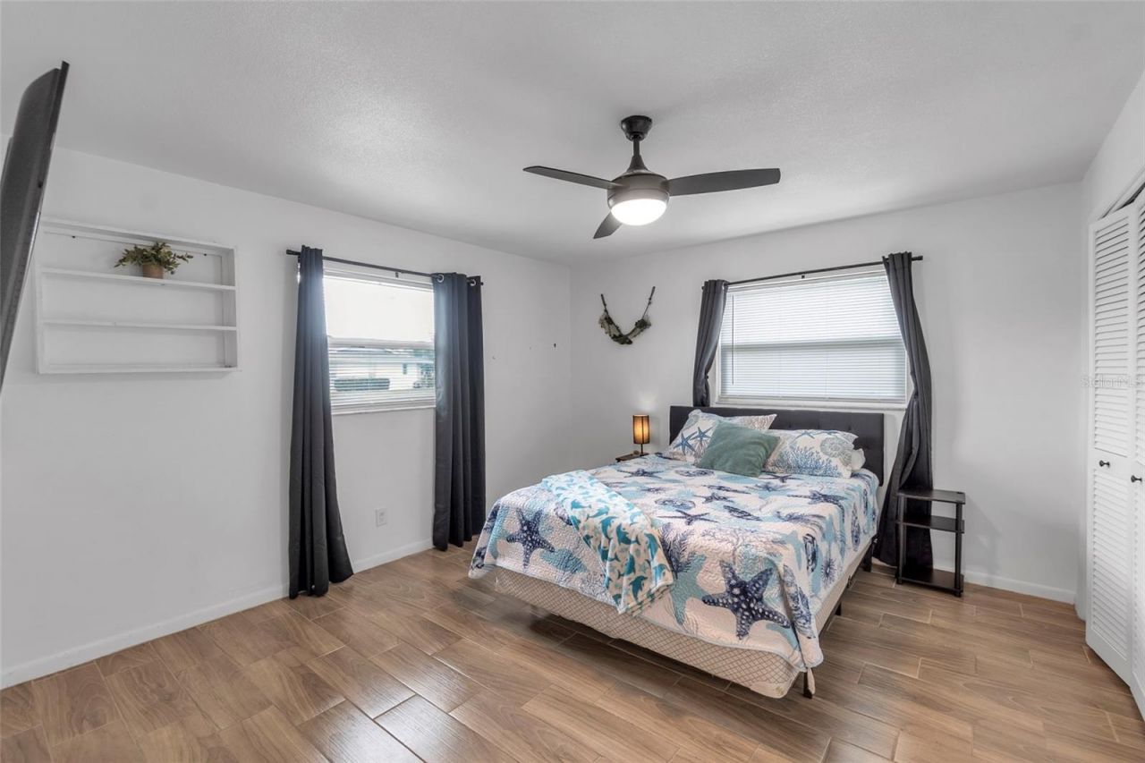 7221 15th Avenue Drive W, Bradenton, FL 34209 Photo