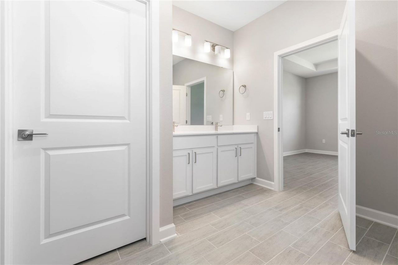 17 El Dorado Boulevard N, Cape Coral, FL 33993 Photo