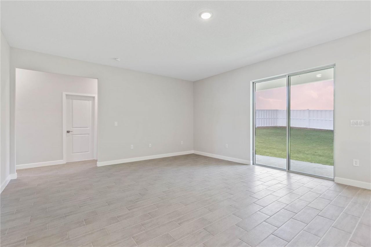 17 El Dorado Boulevard N, Cape Coral, FL 33993 Photo