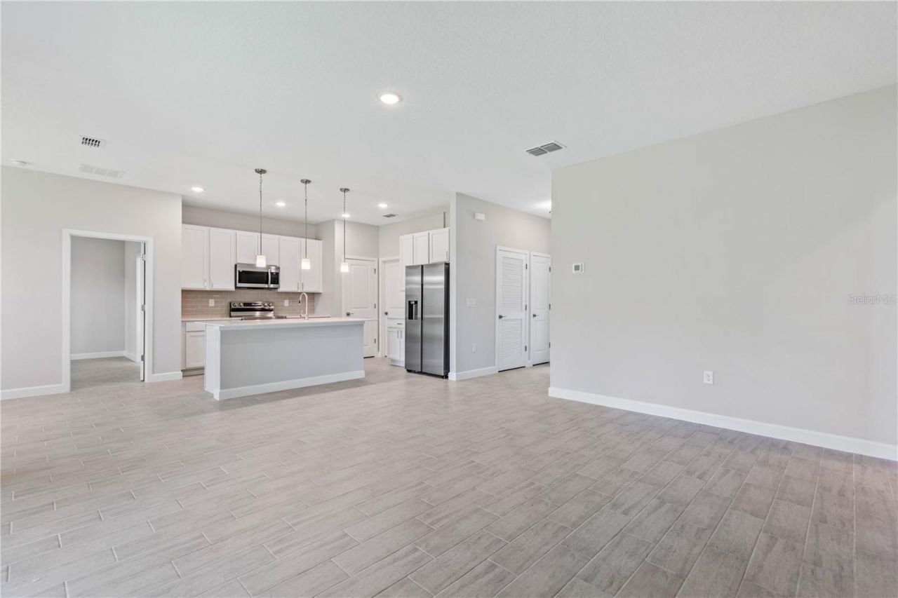 17 El Dorado Boulevard N, Cape Coral, FL 33993 Photo