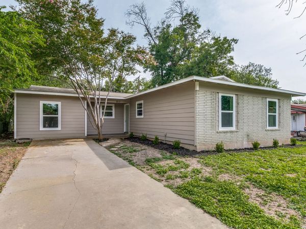 611 BASSWOOD DR, San Antonio, TX 78213