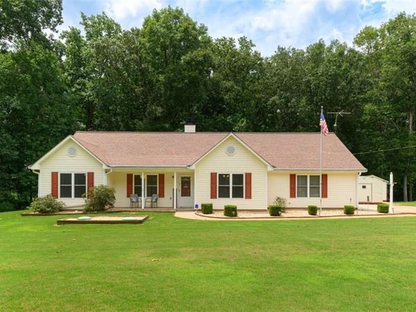 187 Cedar Ridge Road , Locust Grove, GA 30248