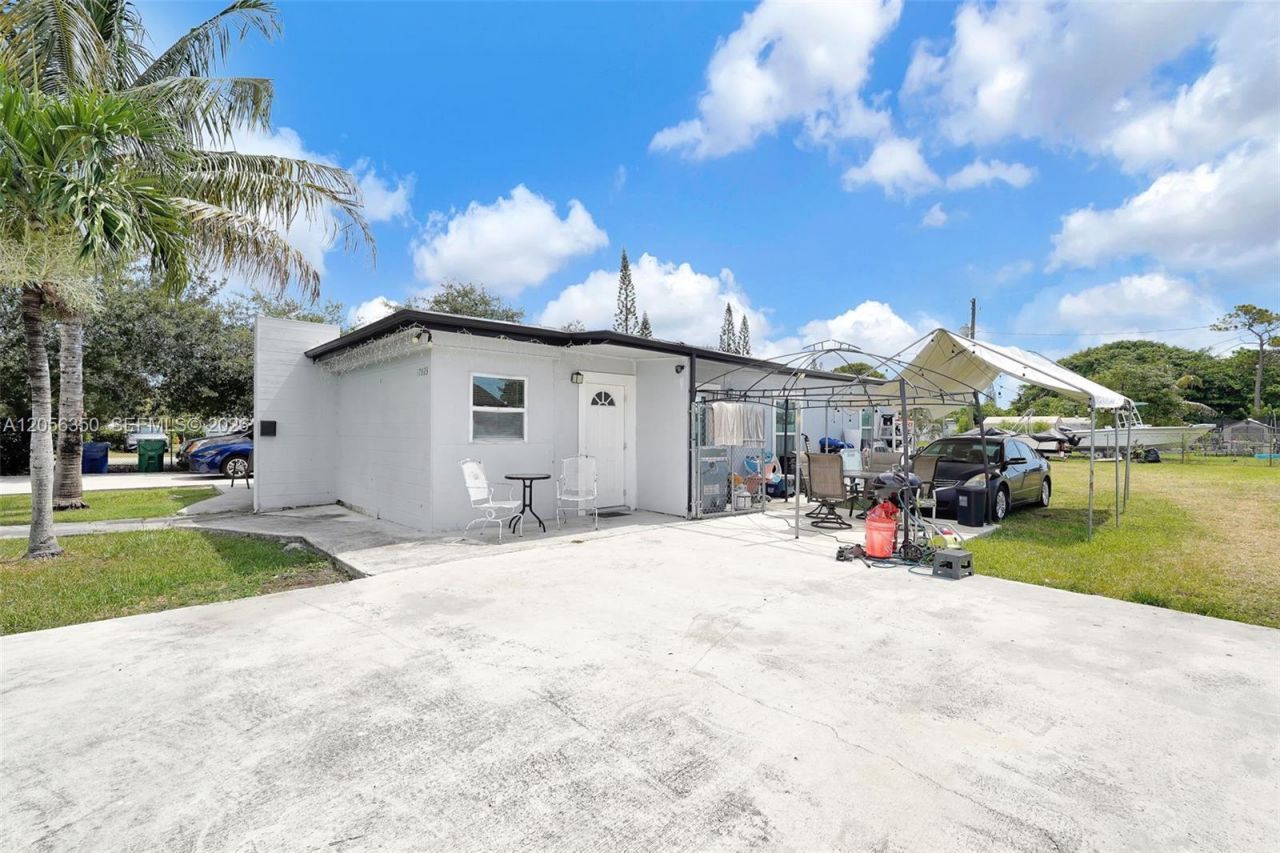 17821 SW 107th Ave, Miami, FL 33157 Photo