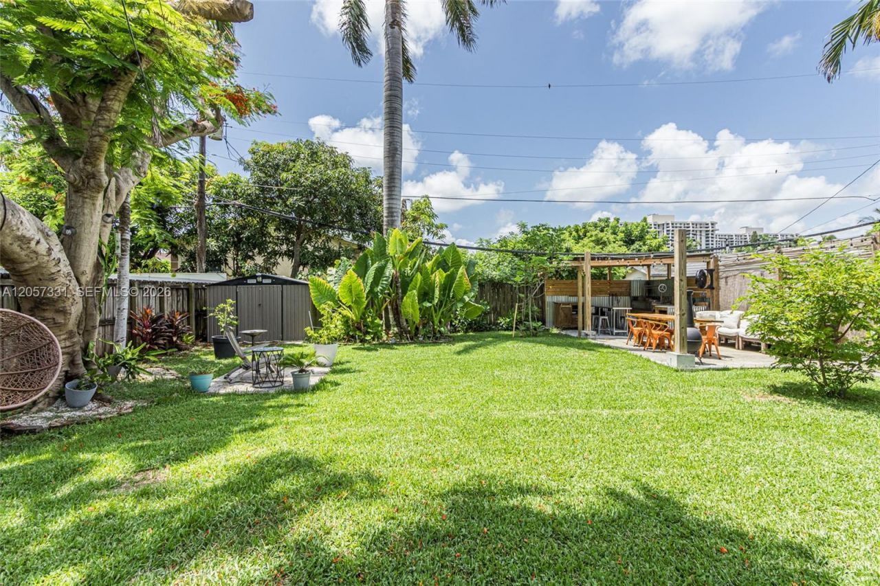 1566 NE 110th St , Miami, FL 33161 Photo