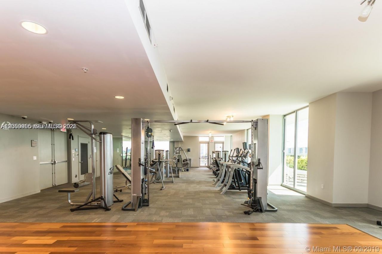7901 Hispanola Ave , Unit 1012, North Bay Village, FL 33141 Photo