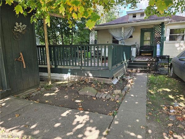 361 Central Ct, Steubenville, OH 43952