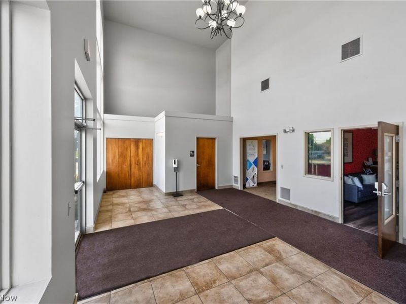 32875 Solon Road, Solon, OH 44139 Photo 7