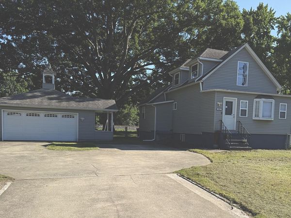 2101 Greenwood Avenue, Michigan City, IN 46360