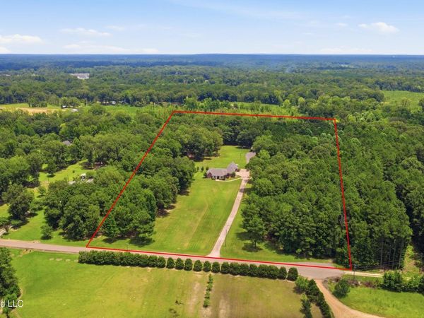 165 Cody Lane, Brandon, MS 39042