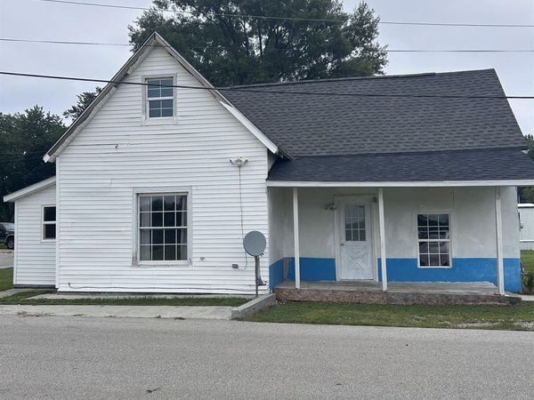 1817 North Street, Washington, IN 47501