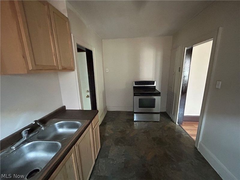 228 Cole Avenue, Akron, OH 44301 Photo 12