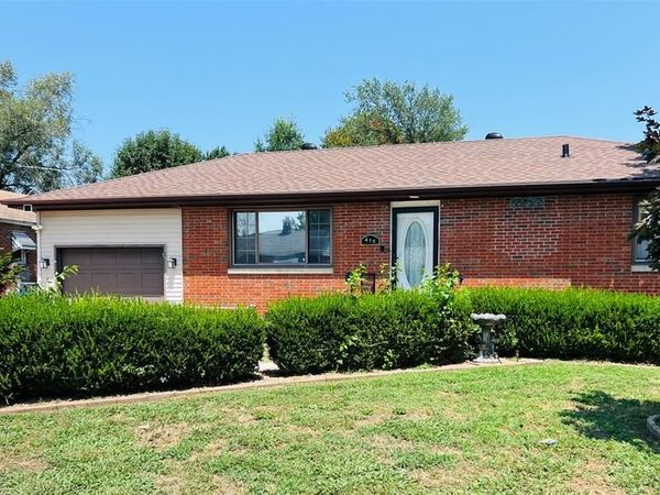 415 Roanoke Drive , Edwardsville, IL 62025