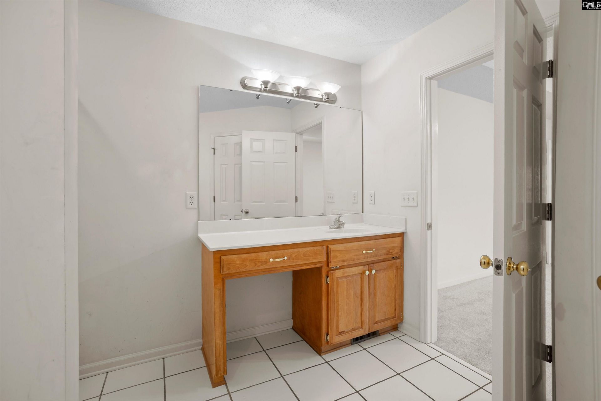 127 Elm Creek Drive  Photo 34