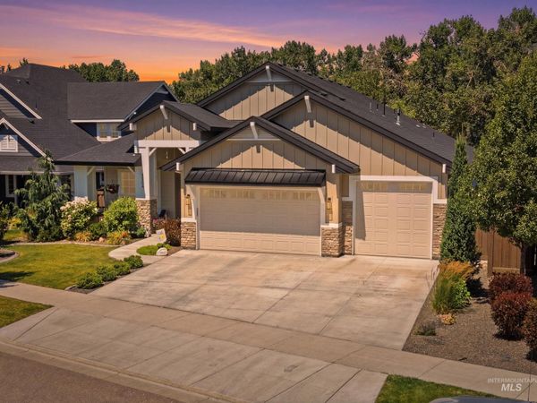 3254 W Miners Farm Dr, Boise, ID 83714