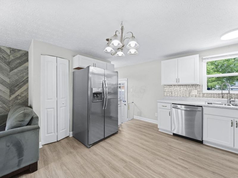 1679 Woodhurst Court, Columbus, OH 43223 Photo 18